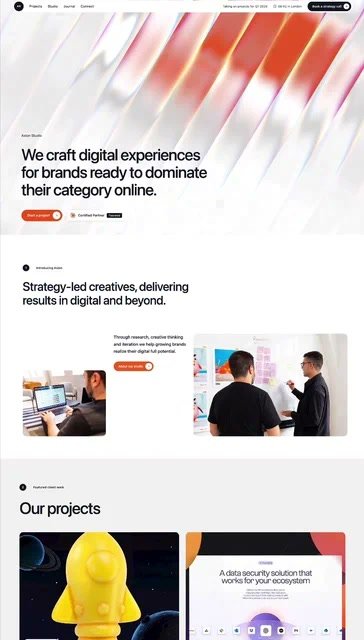 Diseño del laboratorio: Modern Agency